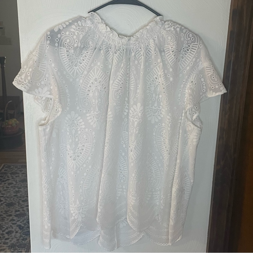 White lace express top
